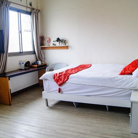 Ding Ding Homestay Jinhu Habitación foto