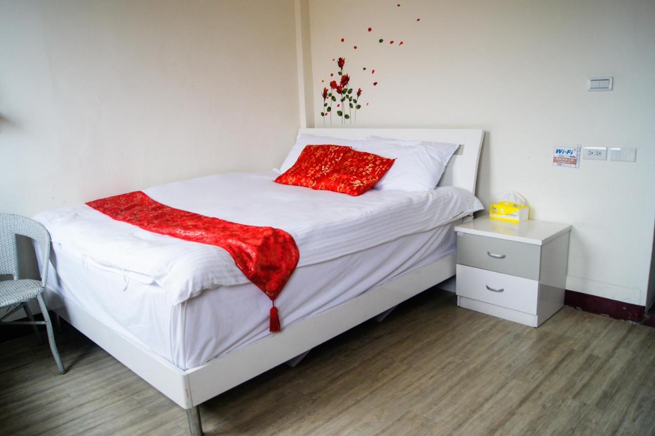 Ding Ding Homestay Jinhu Habitación foto